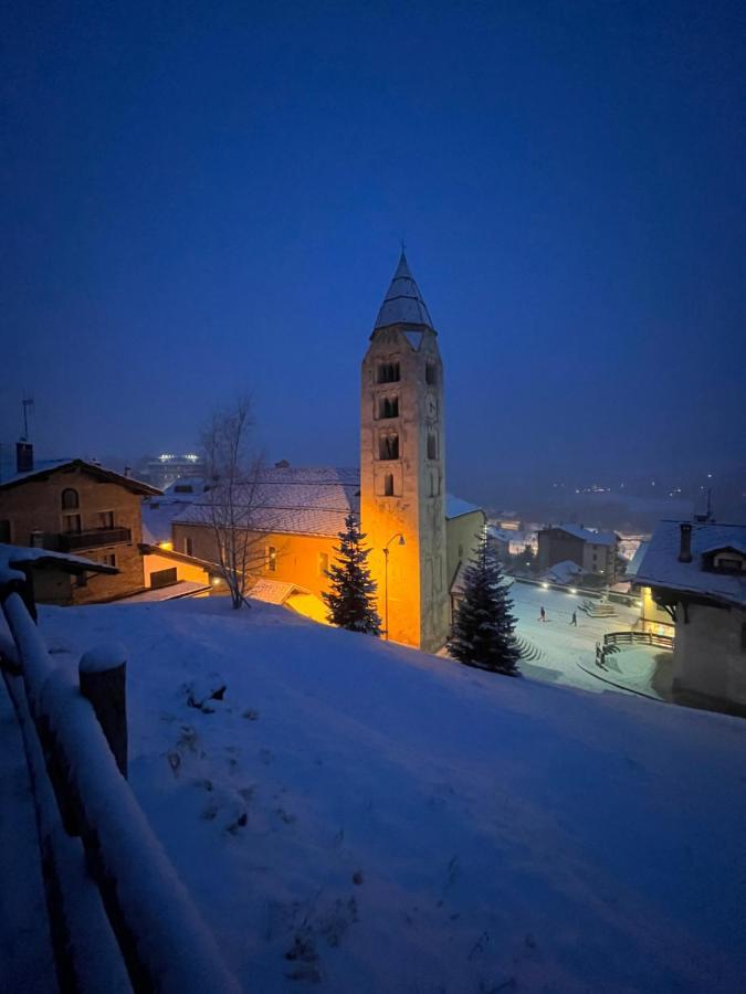 Chalet Blanc "Coeur Sapin" Courmayeur Exterior photo